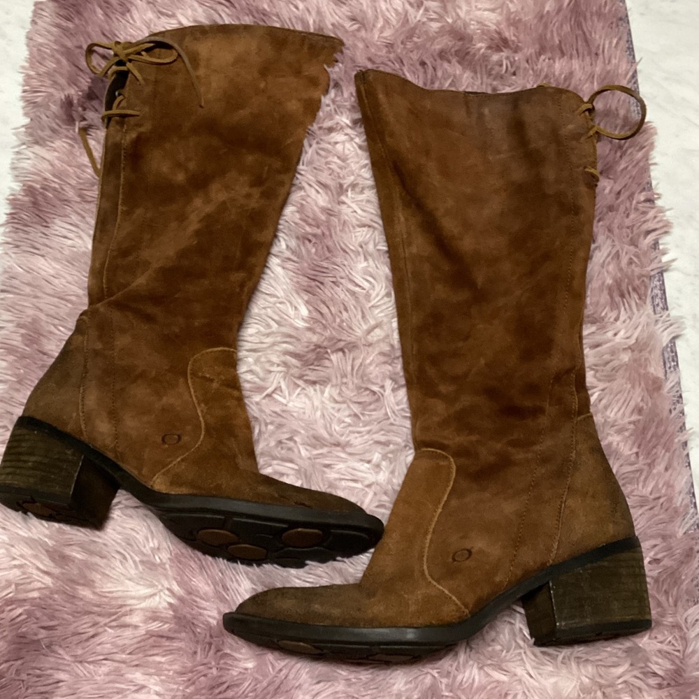 Born Felicia Tall Heeled Back Boots
